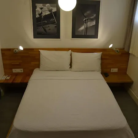 9 Boutique (adults Only)