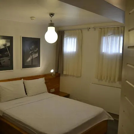 Hotel 9 Boutique (adults Only)