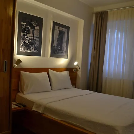 Hotel 9 Boutique (adults Only)