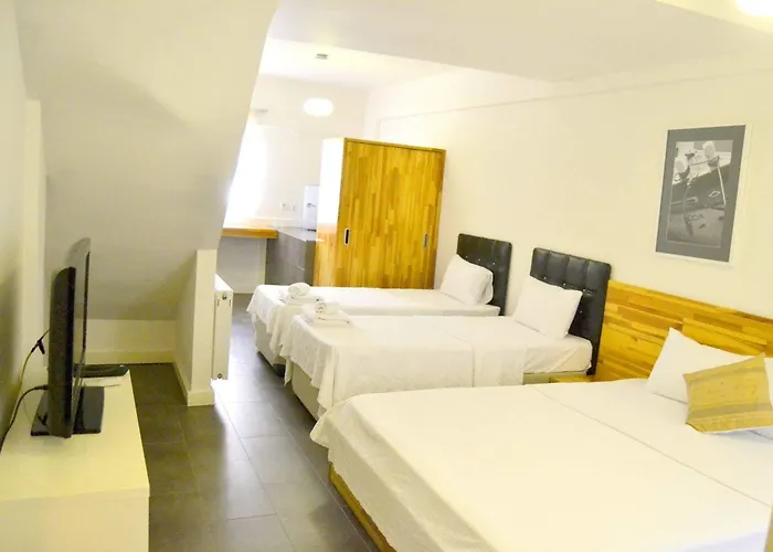 9 Boutique (adults Only)